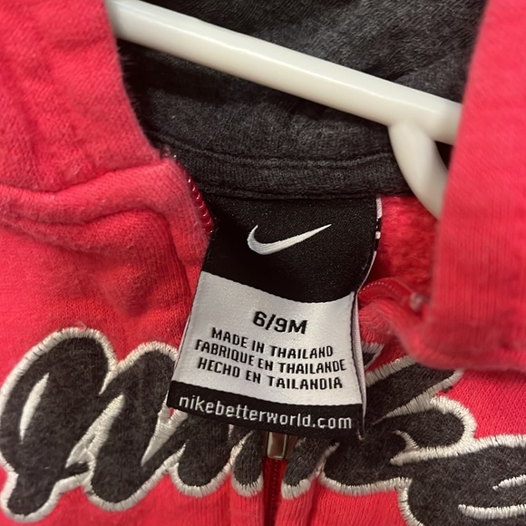 Nike girls jacket - Picture 2 of 3